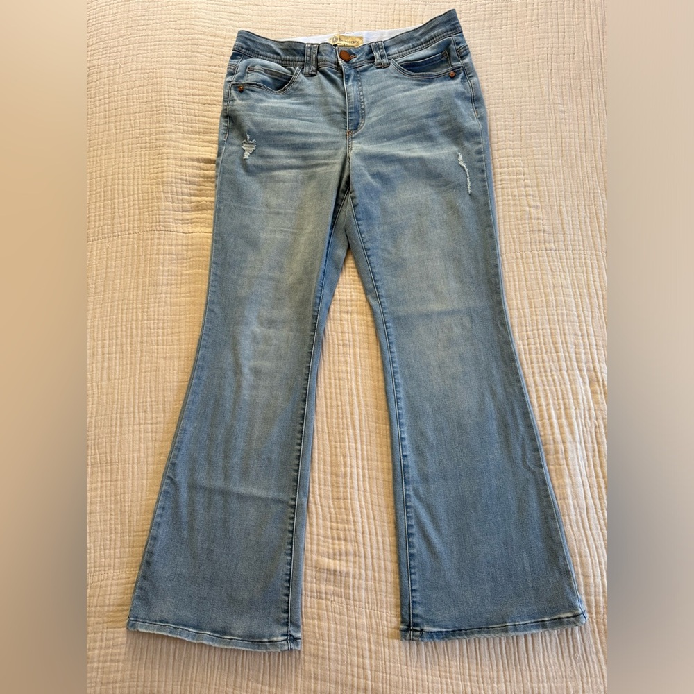 Democracy Ab Technology Light Wash Jeans - Size 12 - EUC